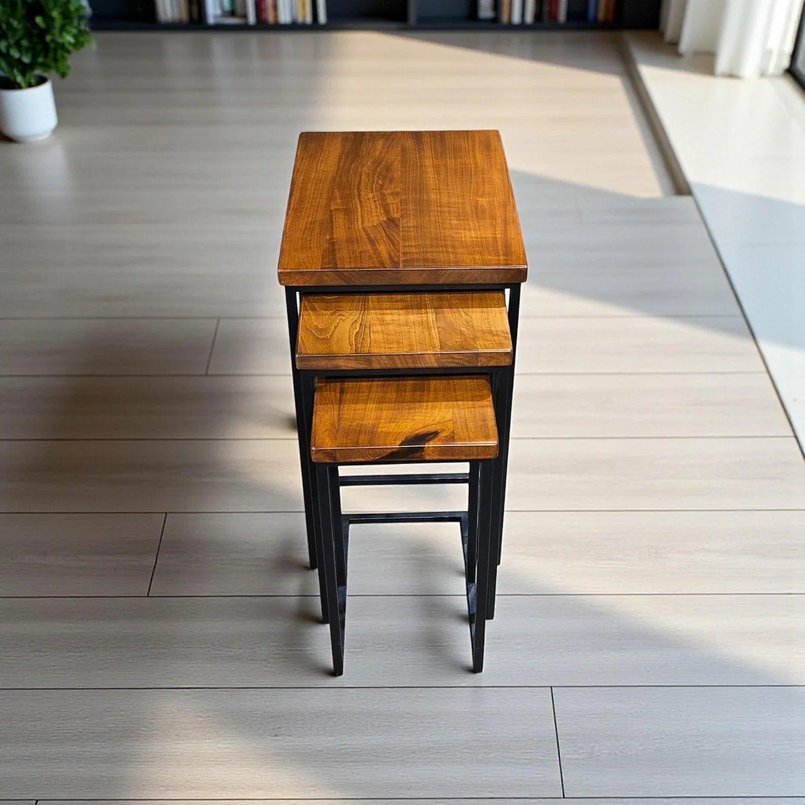 Sheesham Nesting Tables – Solid Wood Modern Side Table Set of 3