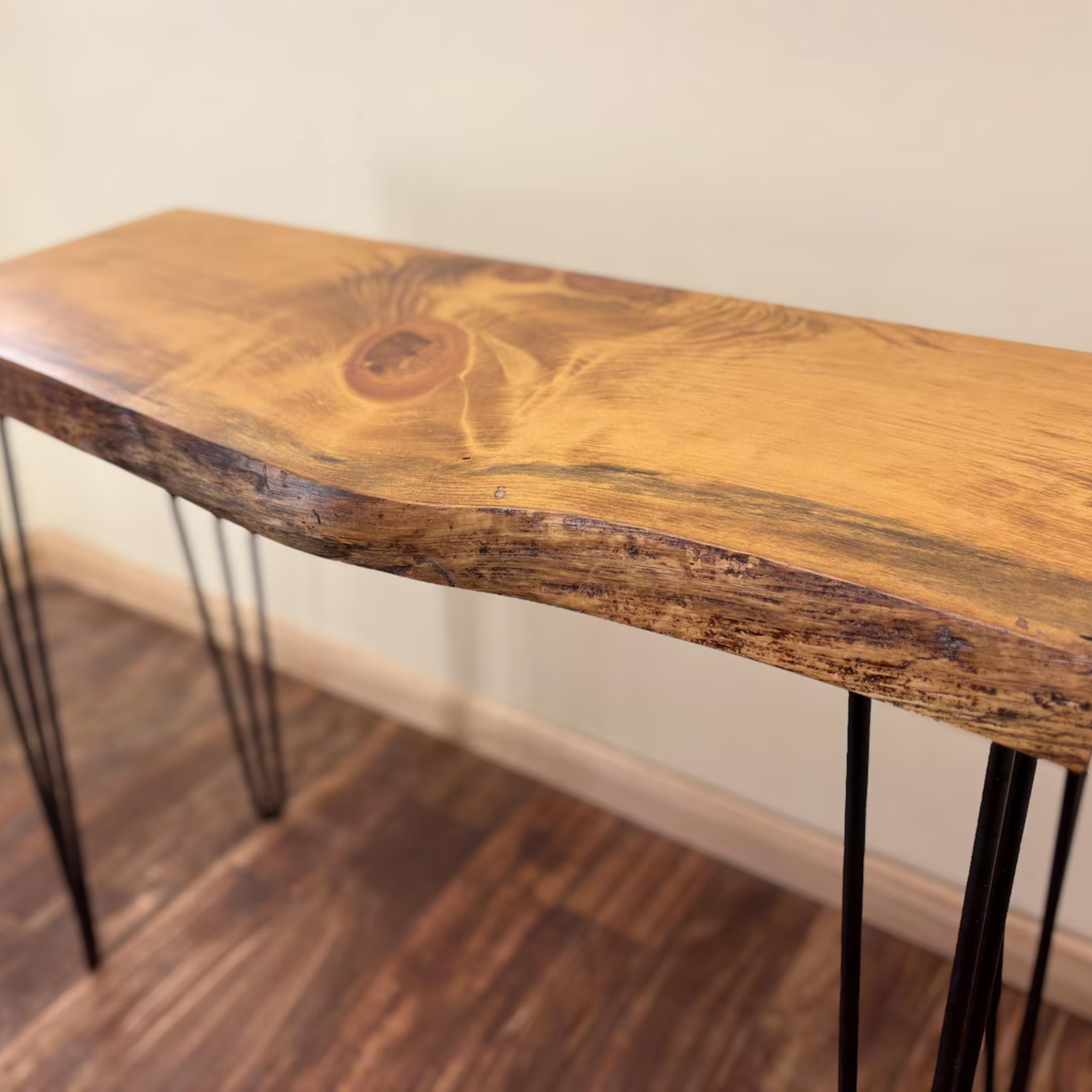 Small Sheesham Wood Console Table – Compact Solid Wooden Entryway & Hallway Table | Aureus Living Pakistan