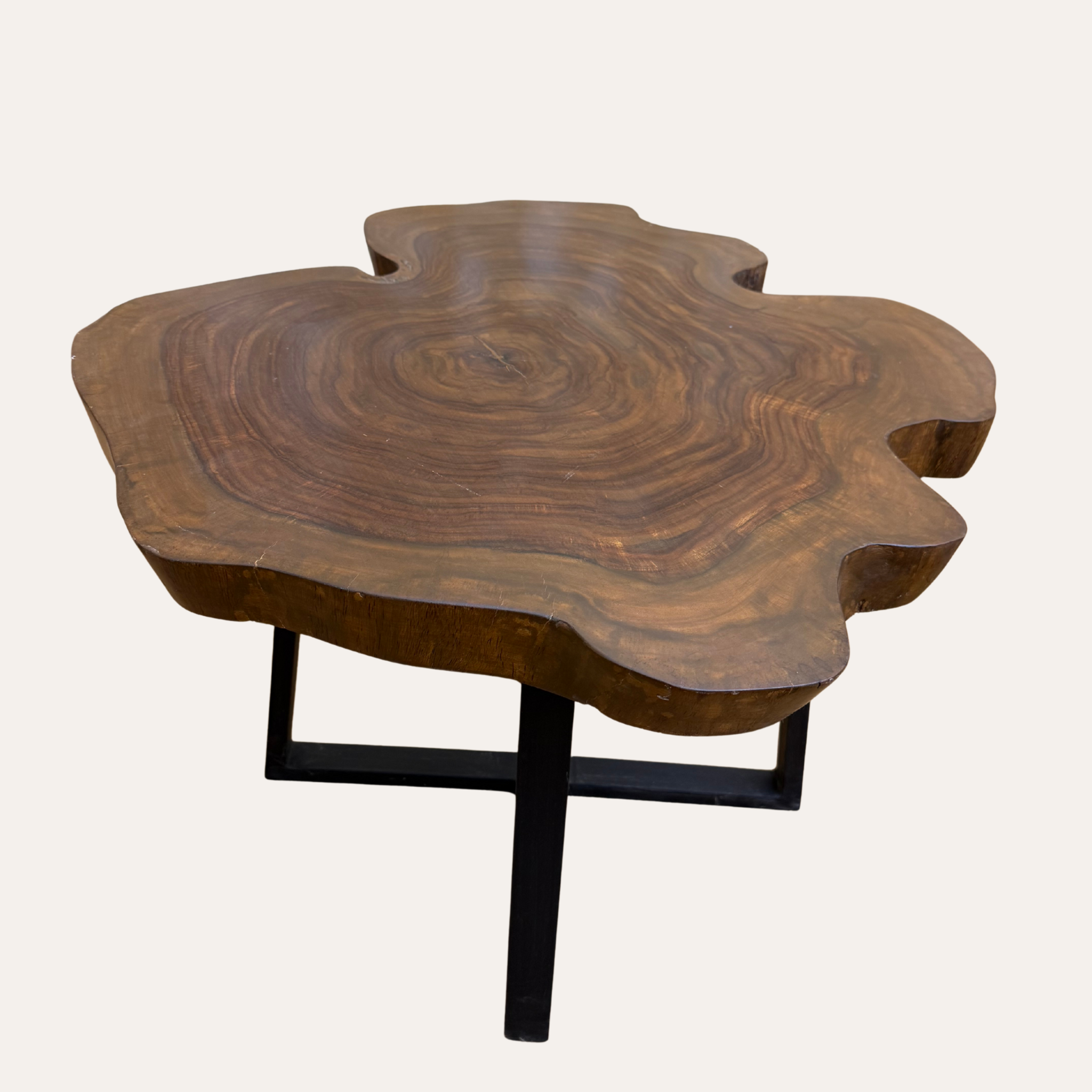 Live Edge Central Round Table – Sheesham Wood Top with Metal Legs